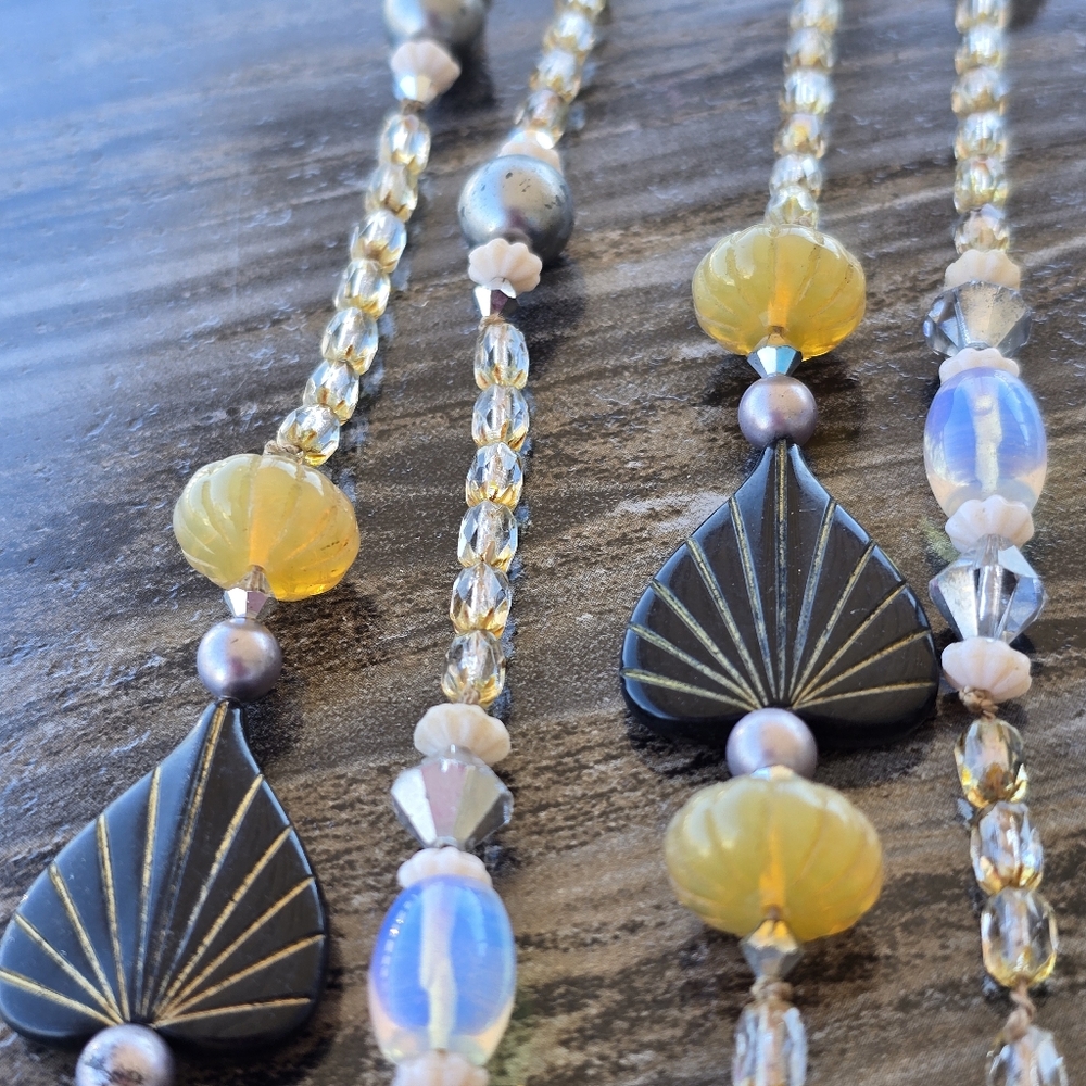 Tarina Tarintino Elegant Black Yellow, & Multicolored Estate 29" Beaded Necklace - Picture 9 of 13